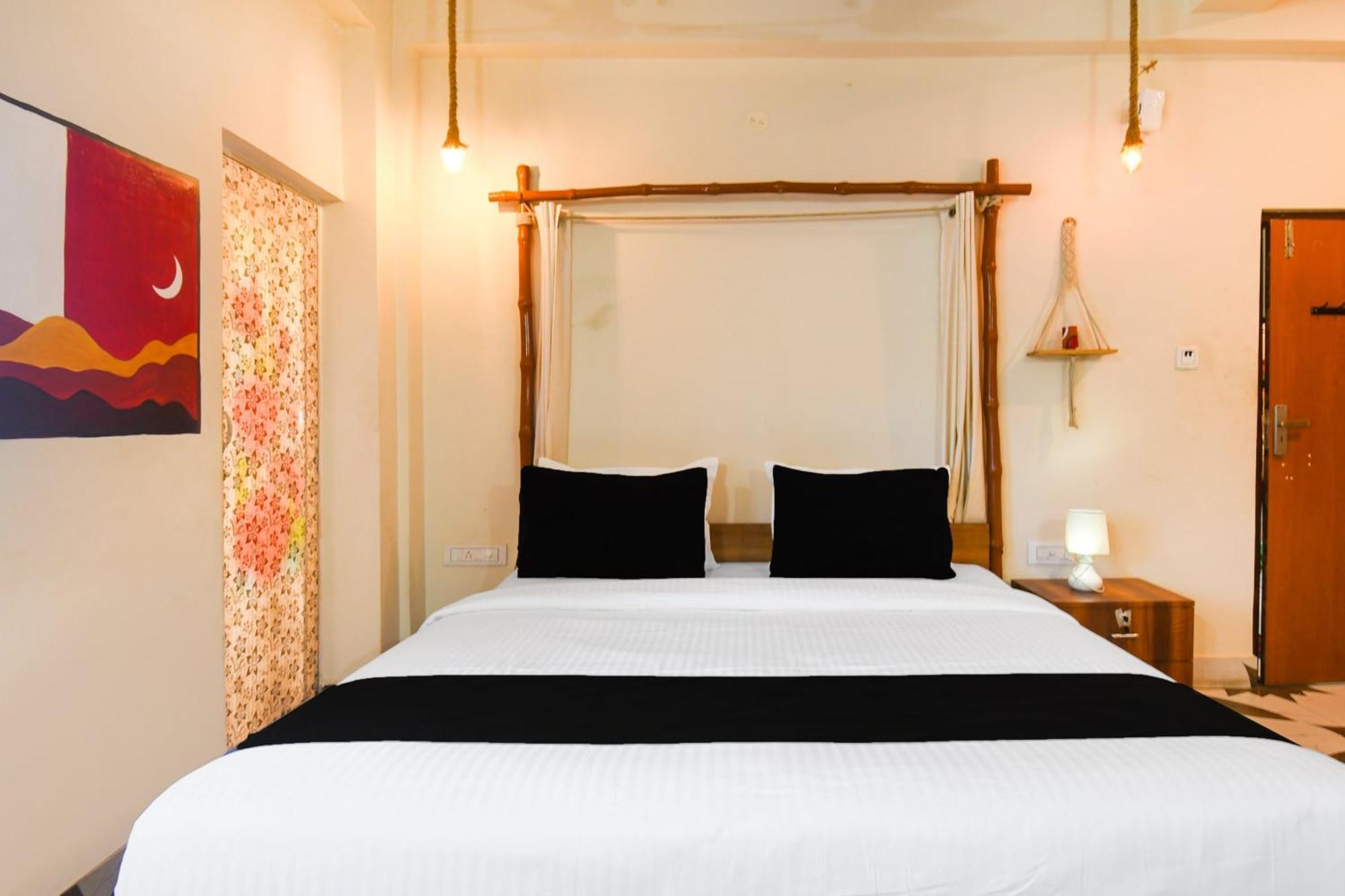 O Blue Sapphire & Banquets Hotel 3*
